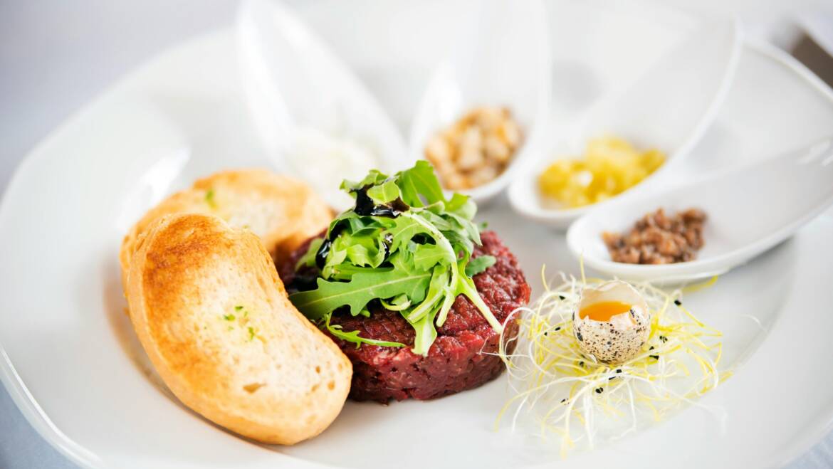 Tartare di Manzo con Olio Ciniè Tradizionale